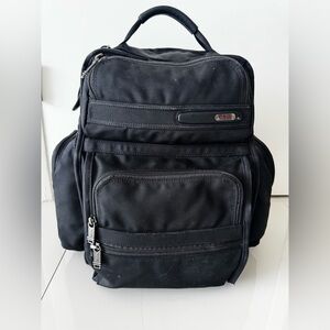 Alpha 3 briefpack with gift box